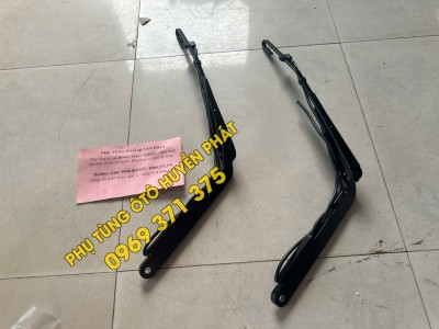 Cần gạt mưa xe đầu kéo...