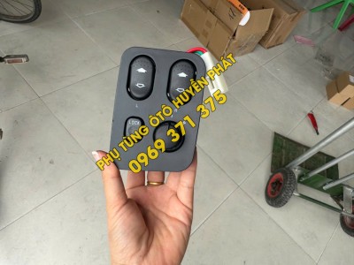 Công tắc nhấn kính CAMC...