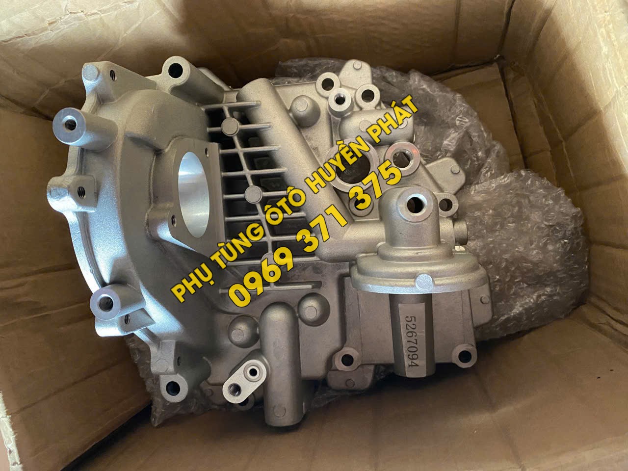 5267094 Vỏ sin hàn máy cummins ISF3.8 xe Thaco Auman C160
