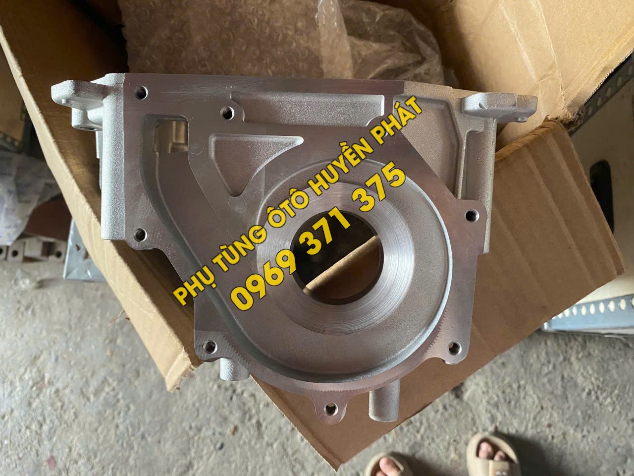 5267094 Vỏ sin hàn máy cummins ISF3.8 xe Thaco Auman C160