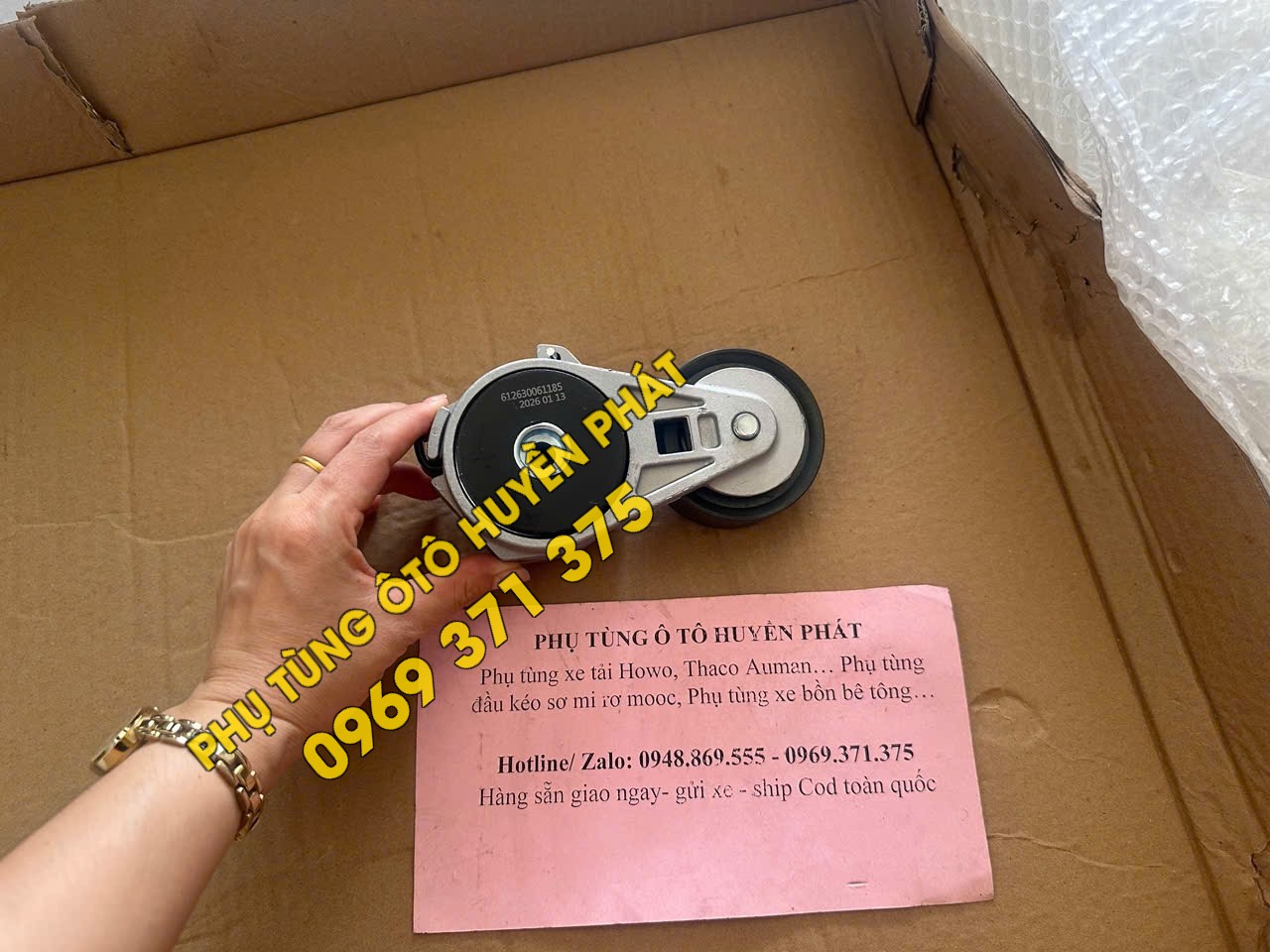 612630061185 Tăng dây curoa Thaco Auman FV375