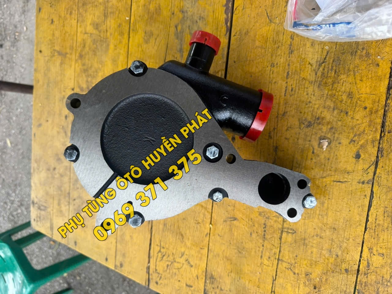 A5DL4-1307100 Bơm nước xe Chenglong H5