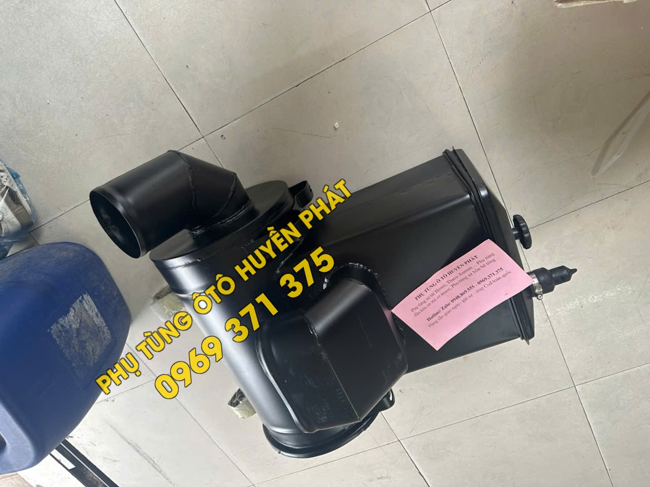 Bầu lọc gió Howo 8 tấn