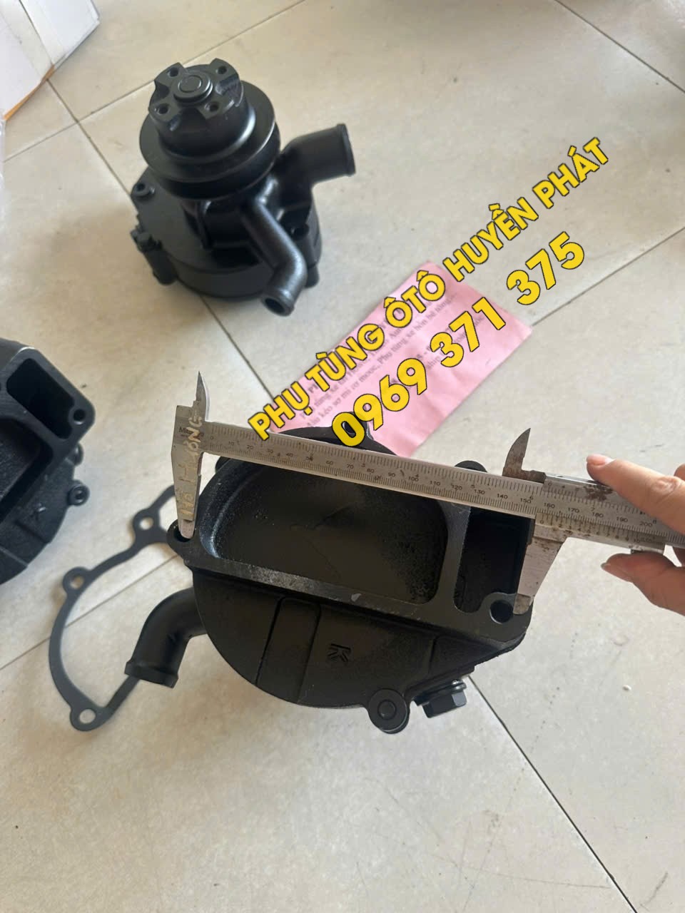 Bơm nước động cơ lai ZH4102 mooc chở xi măng rời