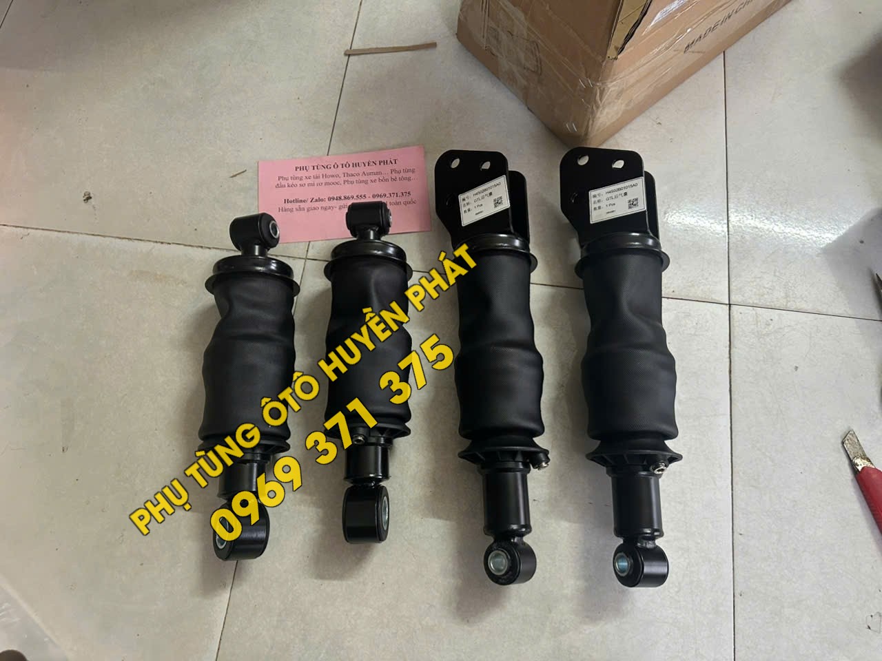 Bóng hơi cabin Thaco Auman H4502A01030A0 H4502B01015A0