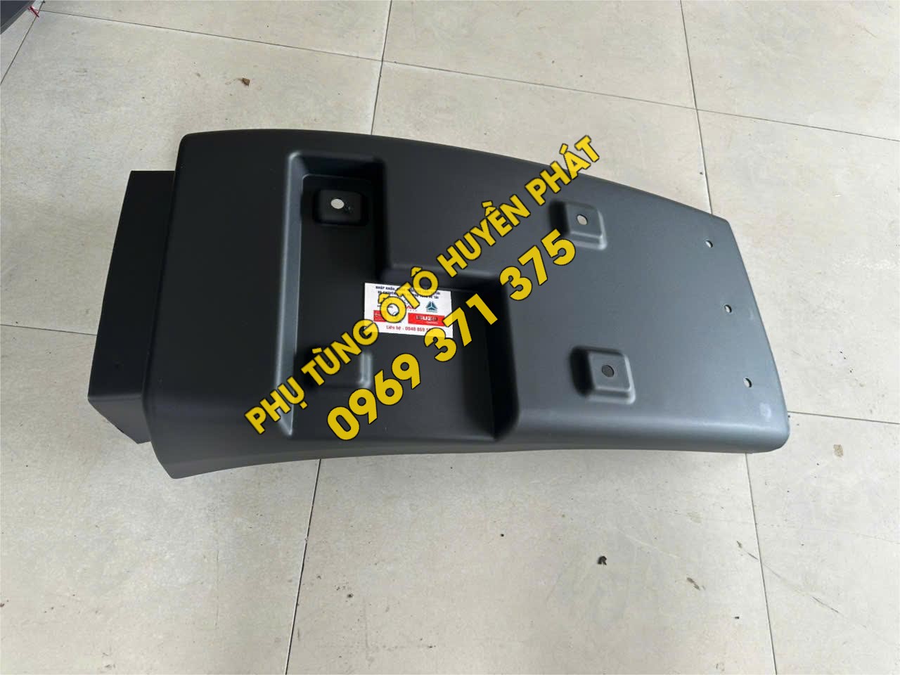 Chắn bùn Howo 8t TMT sinotruk hai cầu dầu