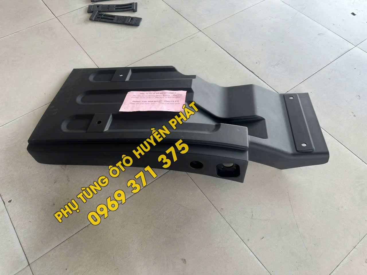 Chắn bùn trước Howo Max