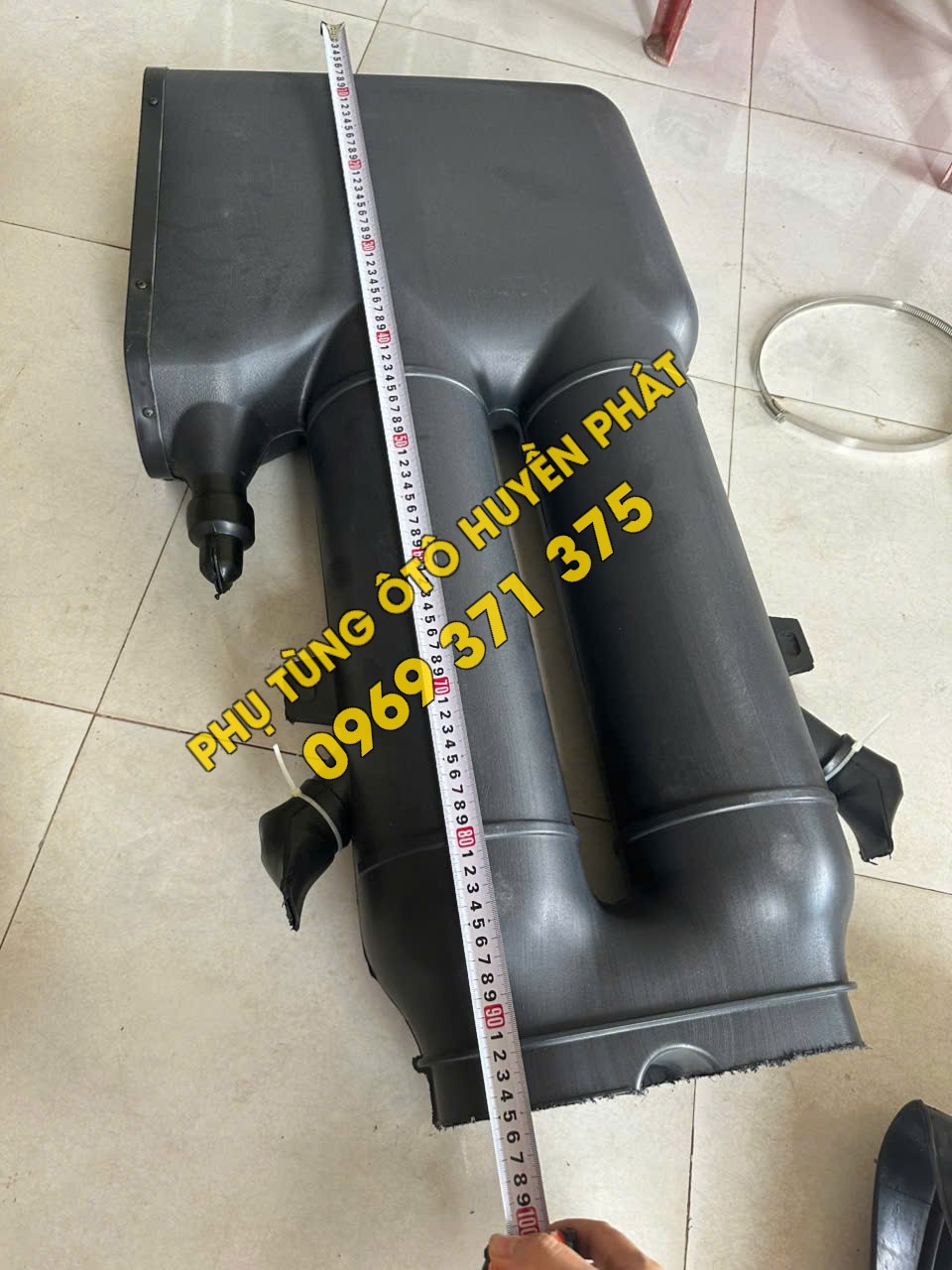 Cổ hút đôi sau cabin howo 371 WG9725190160