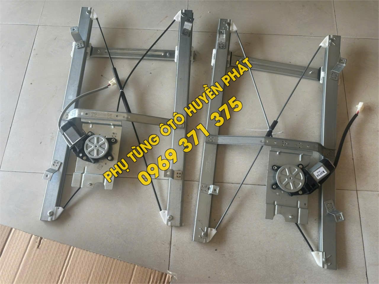 Compa nâng kính điện xe Chenglong Hải Âu 507