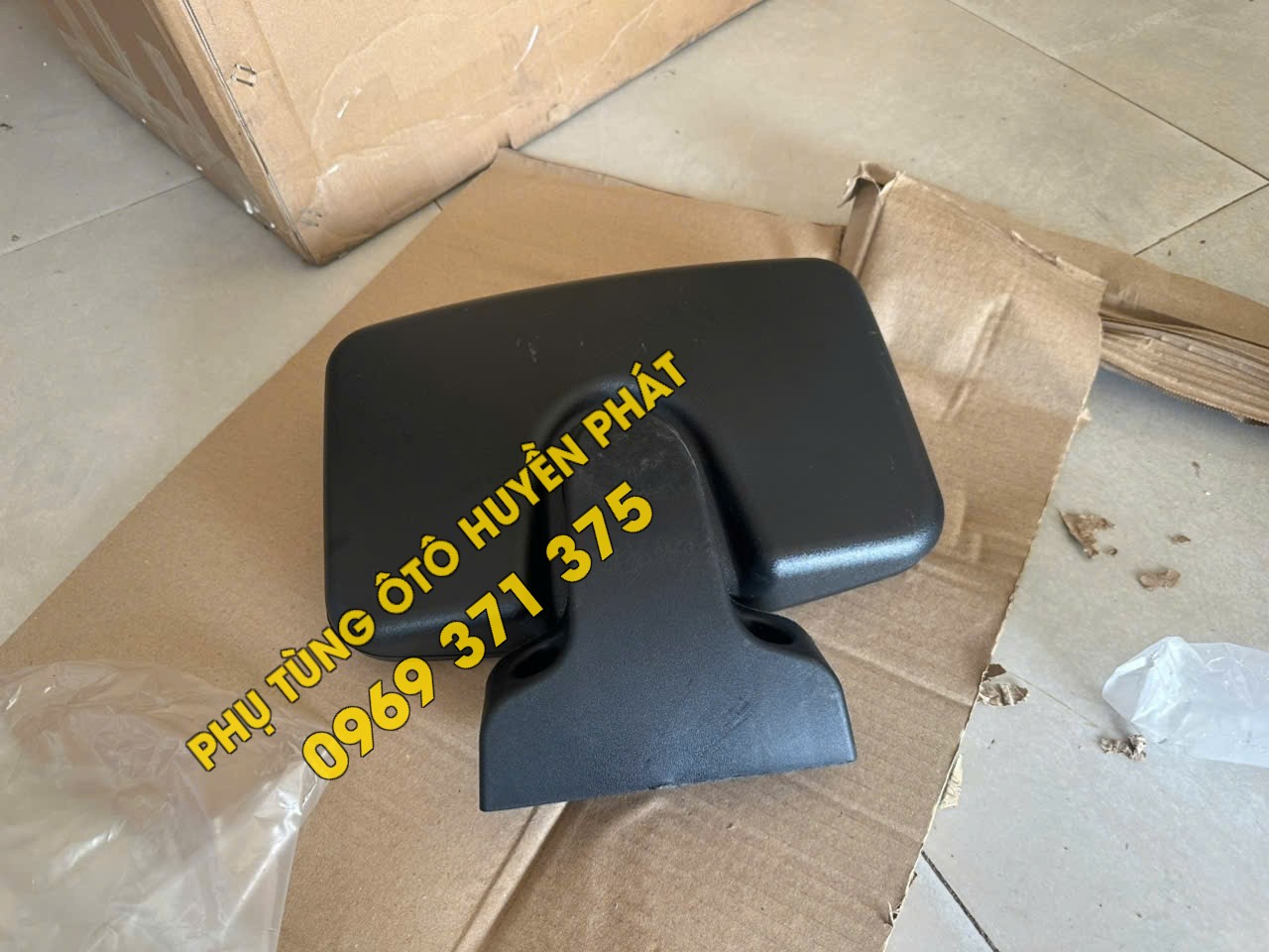 Gương soi cánh cửa Thaco Auman