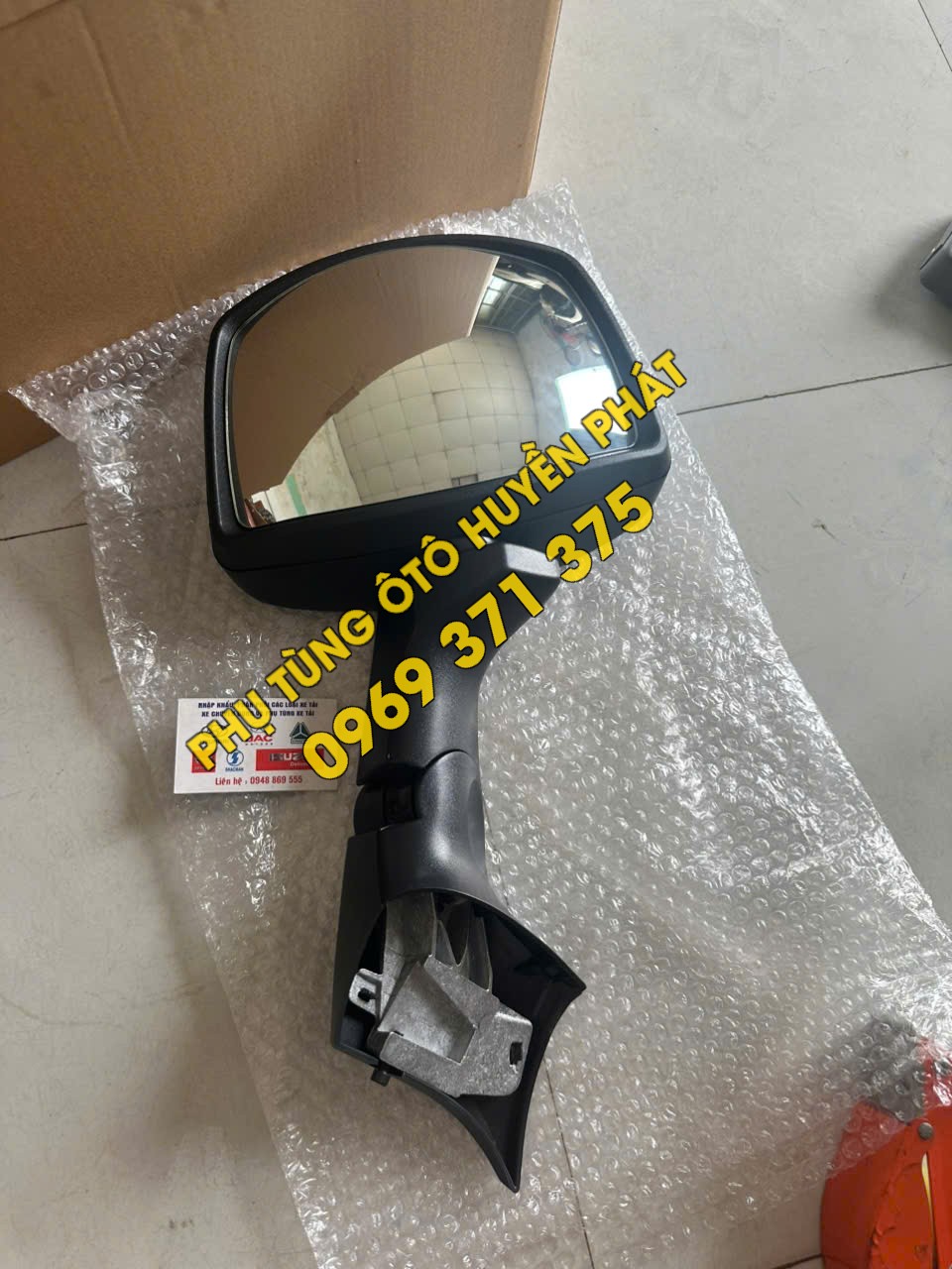 Gương soi đầu xe Howo T5G