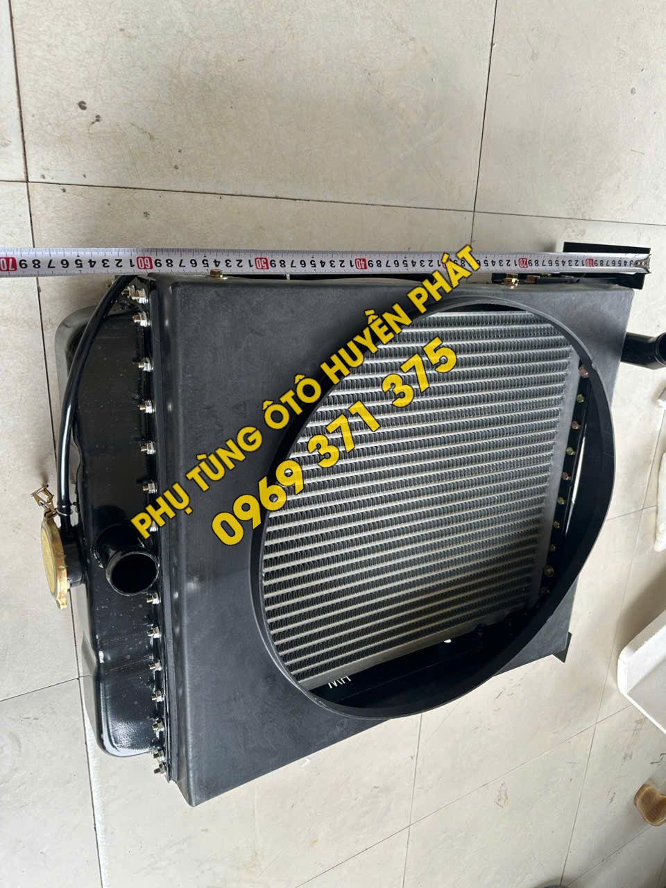 Két nước động cơ lai ZH4102