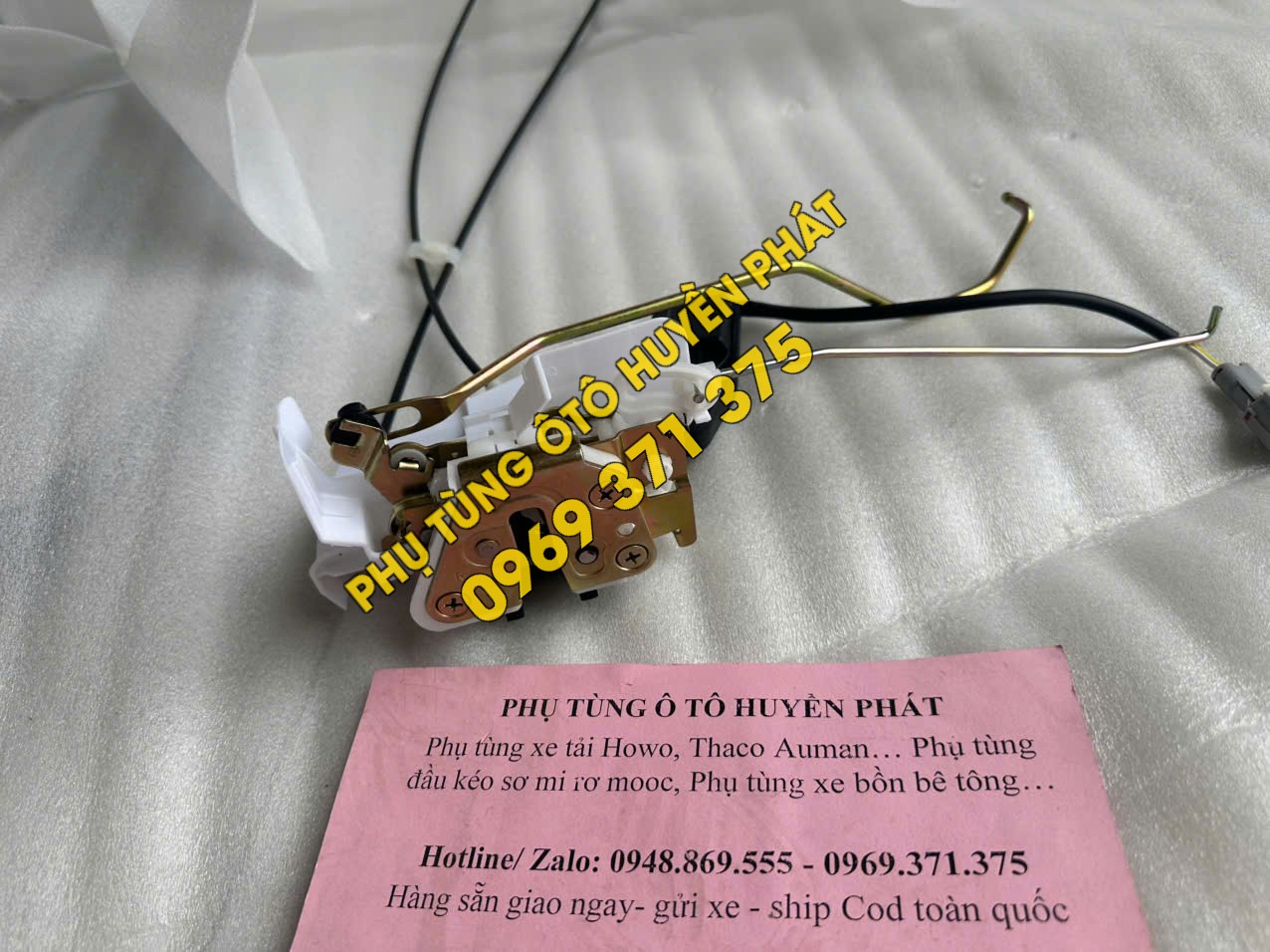 L1610150204A0 Khóa cửa xe Thaco Auman C160