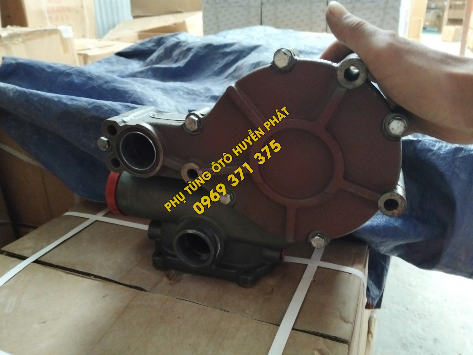 L3001-1307100 Bơm nước xe Chenglong Hải Âu máy Yuchai YC6L