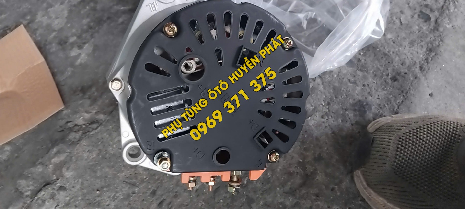 may phat dien thaco auman JFZ2716D 28V 70A WD615 phu tung xe thaco auman (2)