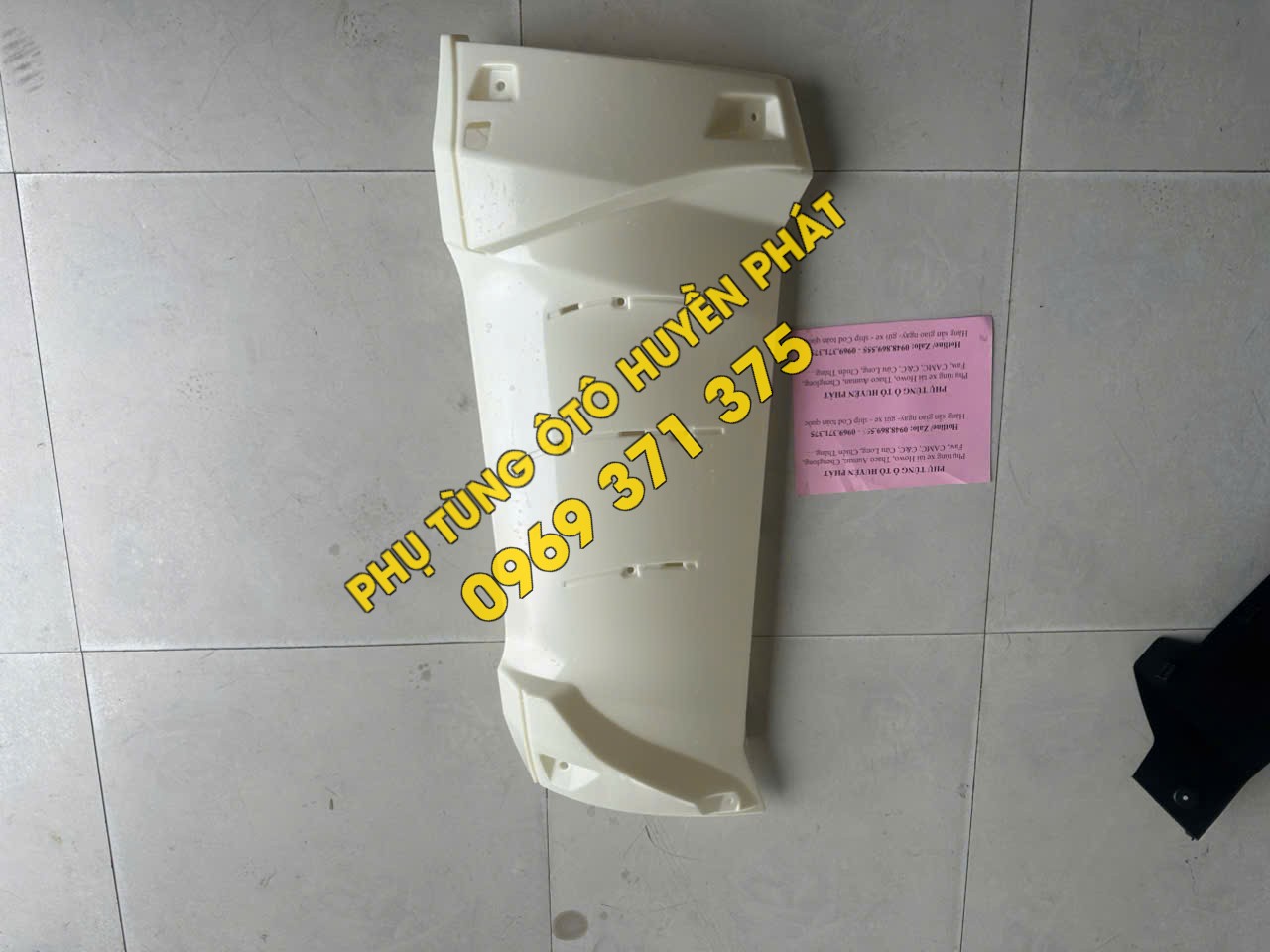 op mang op gio trong howo max phu tung howo max (1)