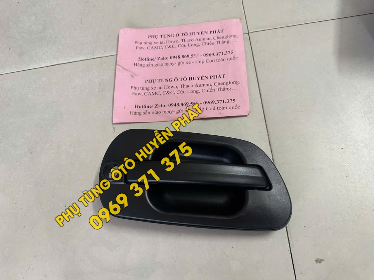Tay mở cửa ngoài xe tải Chiến Thắng