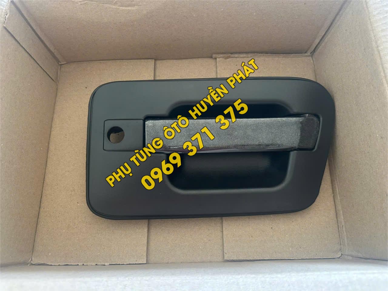 Tay mở ngoài Thaco Auman FV400 H4610150005A0